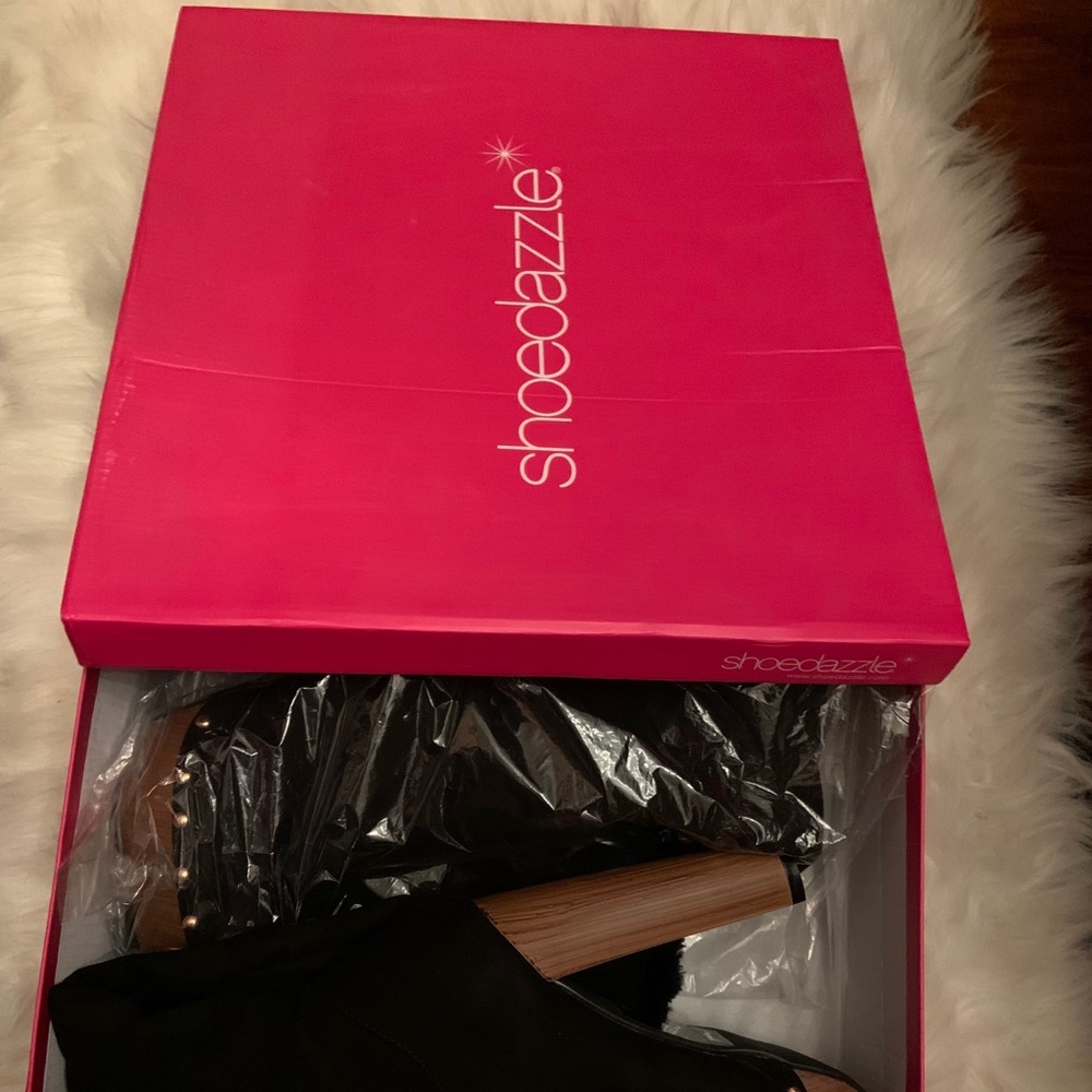 I wear it once.... I’m obsessed with boots...